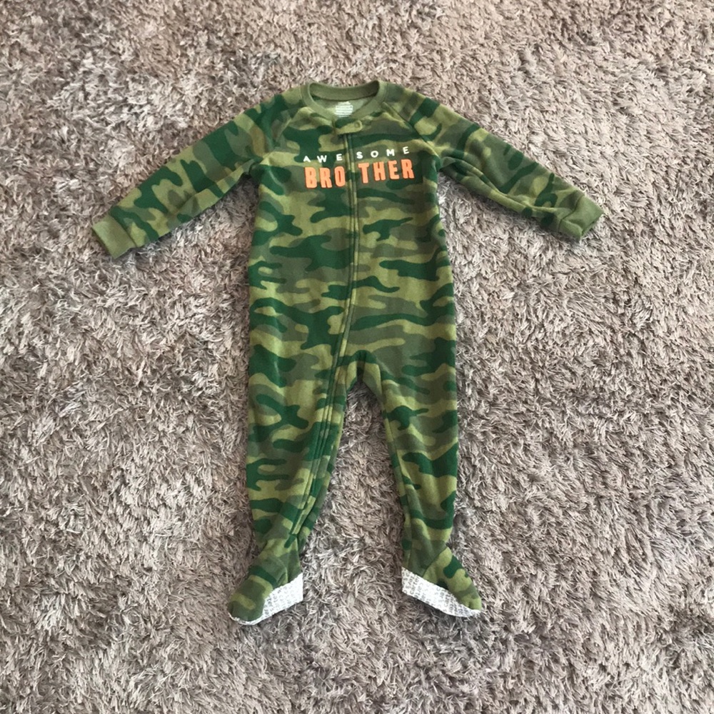 Carter’s Awesome Brother Camo Footie - Picture 2 of 6